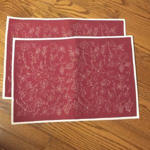 set of two placements deep red embroidered Kohl’s